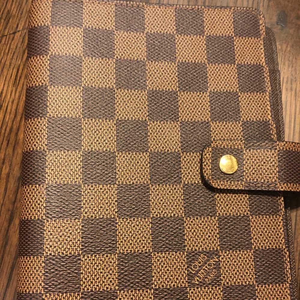 Louis Vuitton medium size agenda